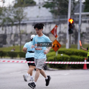Runner Photo 3705892