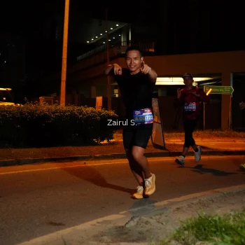 Runner Photo 3705897
