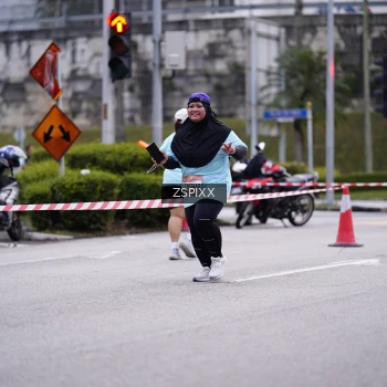 Runner Photo 3705914
