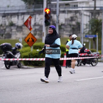 Runner Photo 3705933
