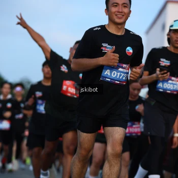 Runner Photo 3705945