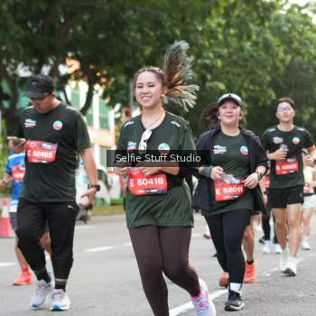 Runner Photo 3705975