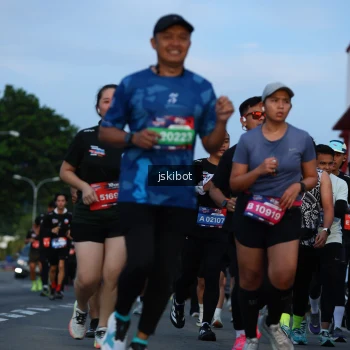 Runner Photo 3705981