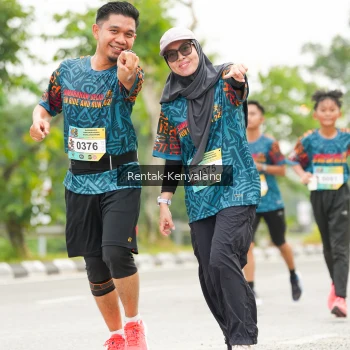 Runner Photo 3705998