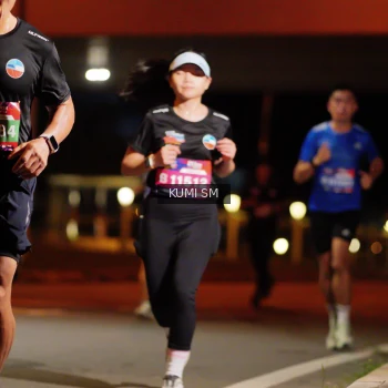 Runner Photo 3706002