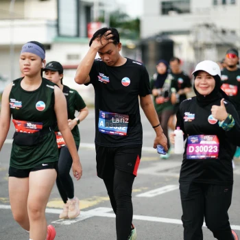 Runner Photo 3706022