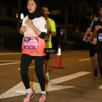 Runner Photo 3706039