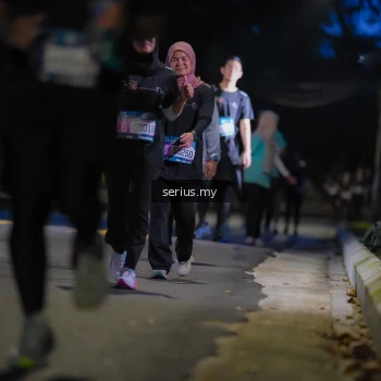 Runner Photo 3706059