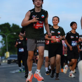 Runner Photo 3706073