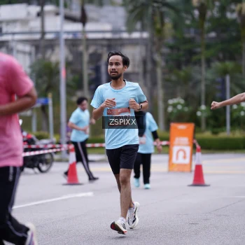 Runner Photo 3706130