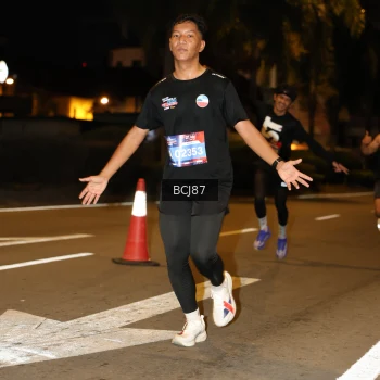 Runner Photo 3706137