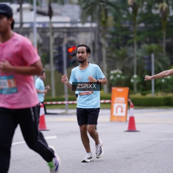 Runner Photo 3706140