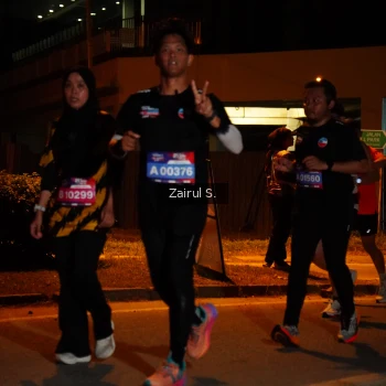 Runner Photo 3706152