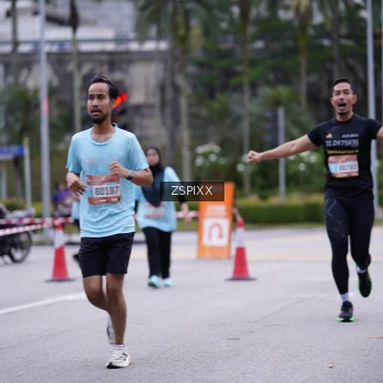 Runner Photo 3706154