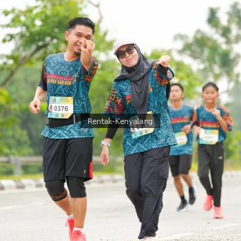 Runner Photo 3706171