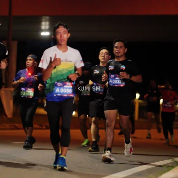 Runner Photo 3706179