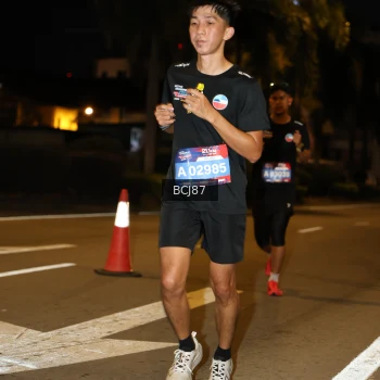 Runner Photo 3706183