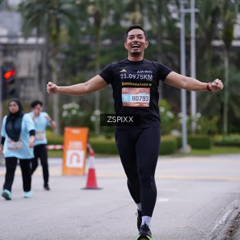 Runner Photo 3706196