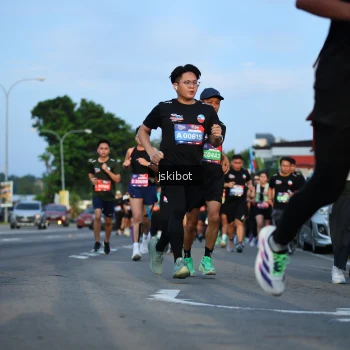 Runner Photo 3706204