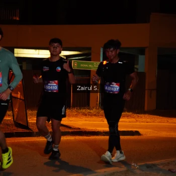 Runner Photo 3706216