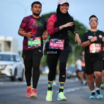 Runner Photo 3706247