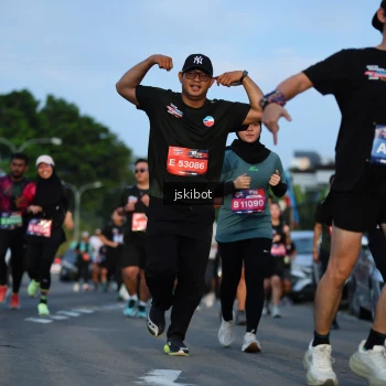 Runner Photo 3706265