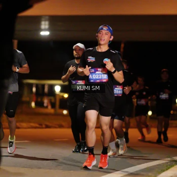 Runner Photo 3706294