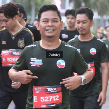 Runner Photo 3706306