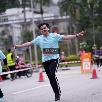 Runner Photo 3706307