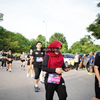 Runner Photo 3706315