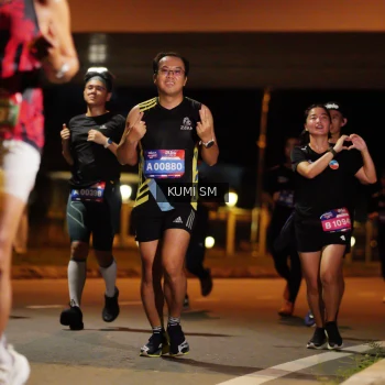 Runner Photo 3706336