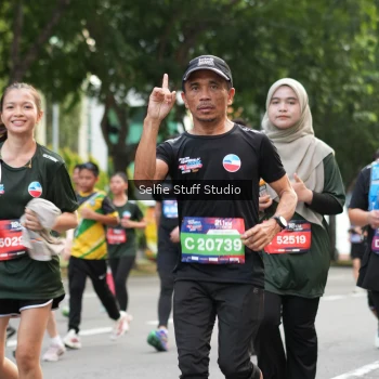 Runner Photo 3706360
