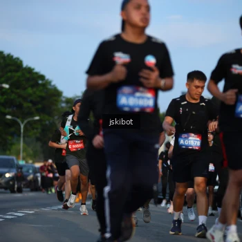 Runner Photo 3706366