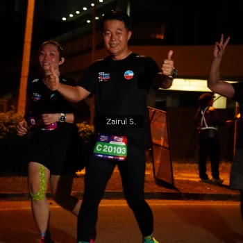 Runner Photo 3706382