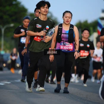 Runner Photo 3706383