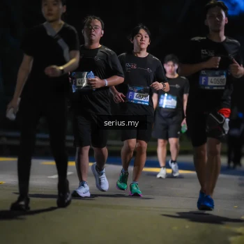 Runner Photo 3706416