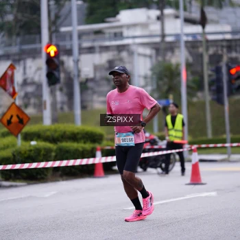 Runner Photo 3706417
