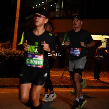 Runner Photo 3706434