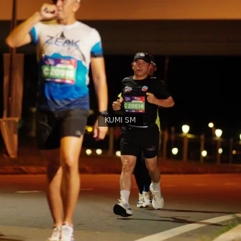 Runner Photo 3706459