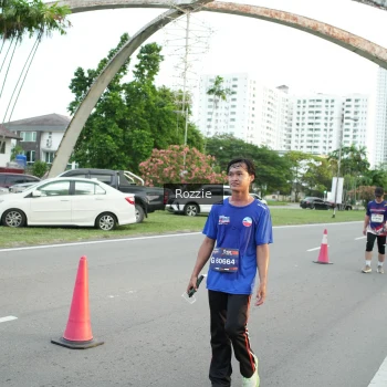 Runner Photo 3706460