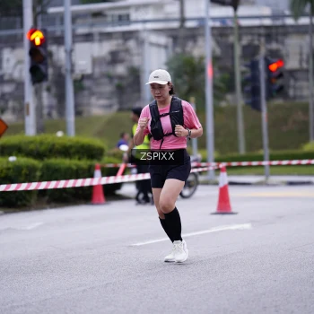 Runner Photo 3706466