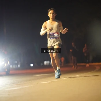 Runner Photo 3706469