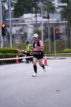 Runner Photo 3706483