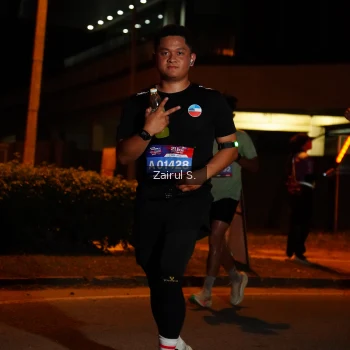 Runner Photo 3706518