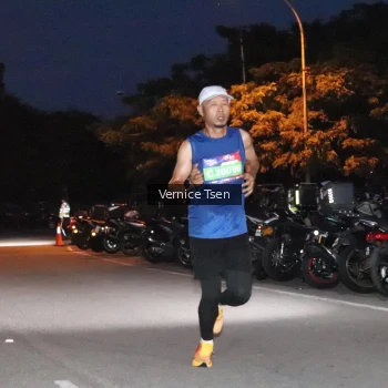 Runner Photo 3706523