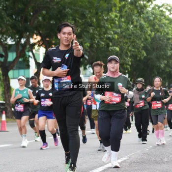 Runner Photo 3706536