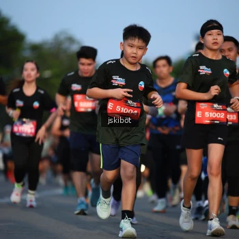 Runner Photo 3706551