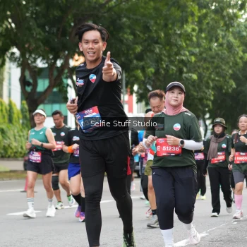 Runner Photo 3706557