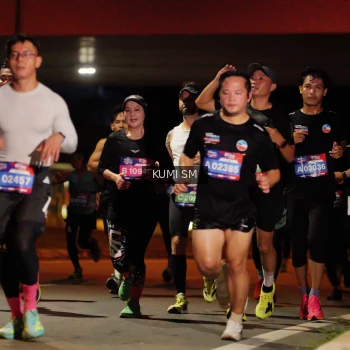 Runner Photo 3706565