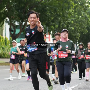 Runner Photo 3706567